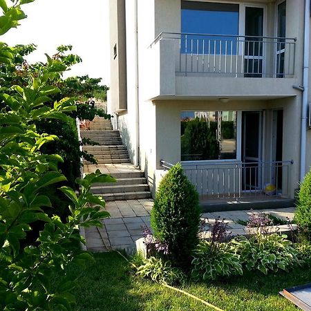 Menada Butterfly Apartment Sveti Vlas Extérieur photo