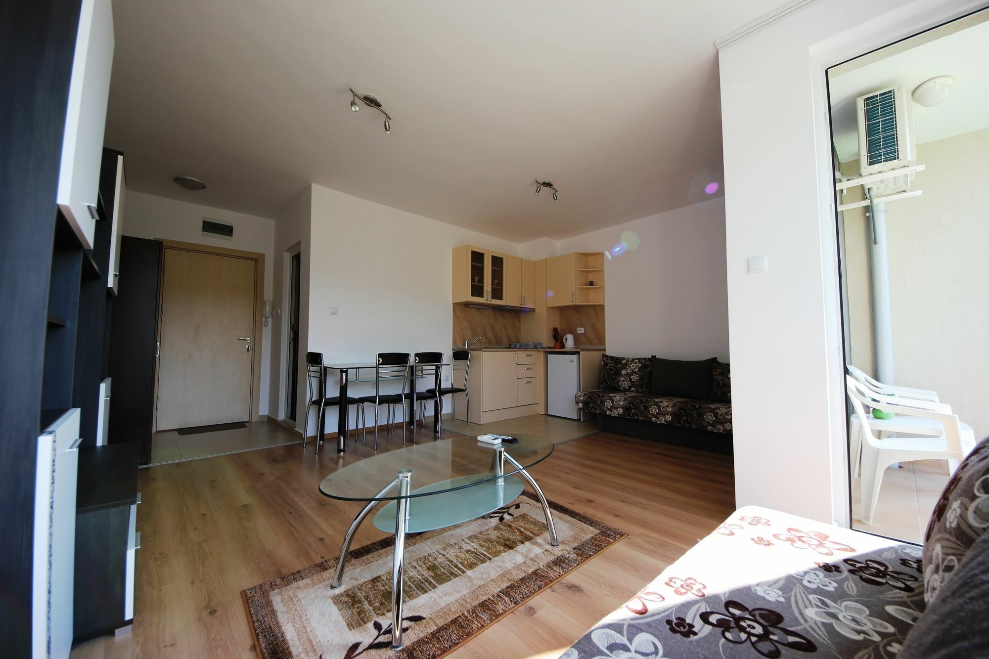 Menada Butterfly Apartment Sveti Vlas Extérieur photo